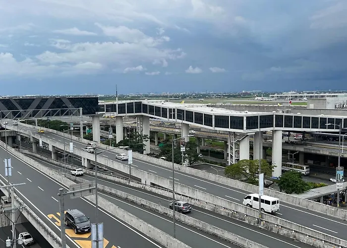 Big Studio Across Airport Naia T3 Near Resorts World 아파트호텔
