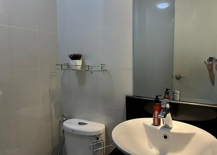 Big Studio Across Airport Naia T3 Near Resorts World *